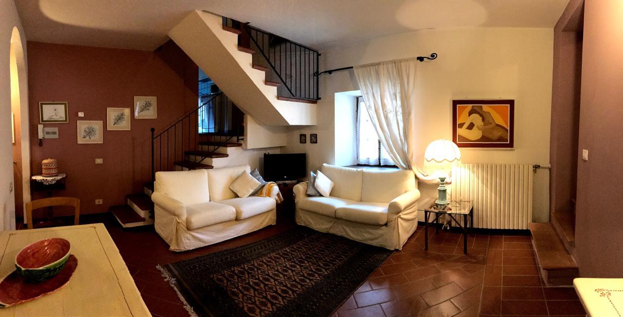 Casamariuccia Konuk evi Massino Visconti Dış mekan fotoğraf